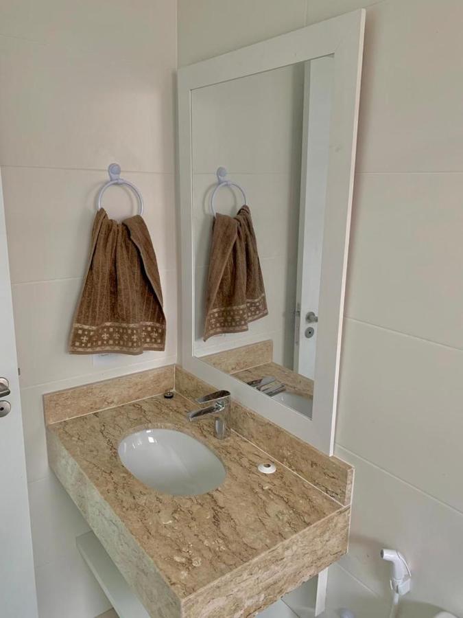 Apartamento Praia Dos Anjos 2 Vagas De Garagem E Ar-Condicionado Арраял-ду-Кабу Экстерьер фото