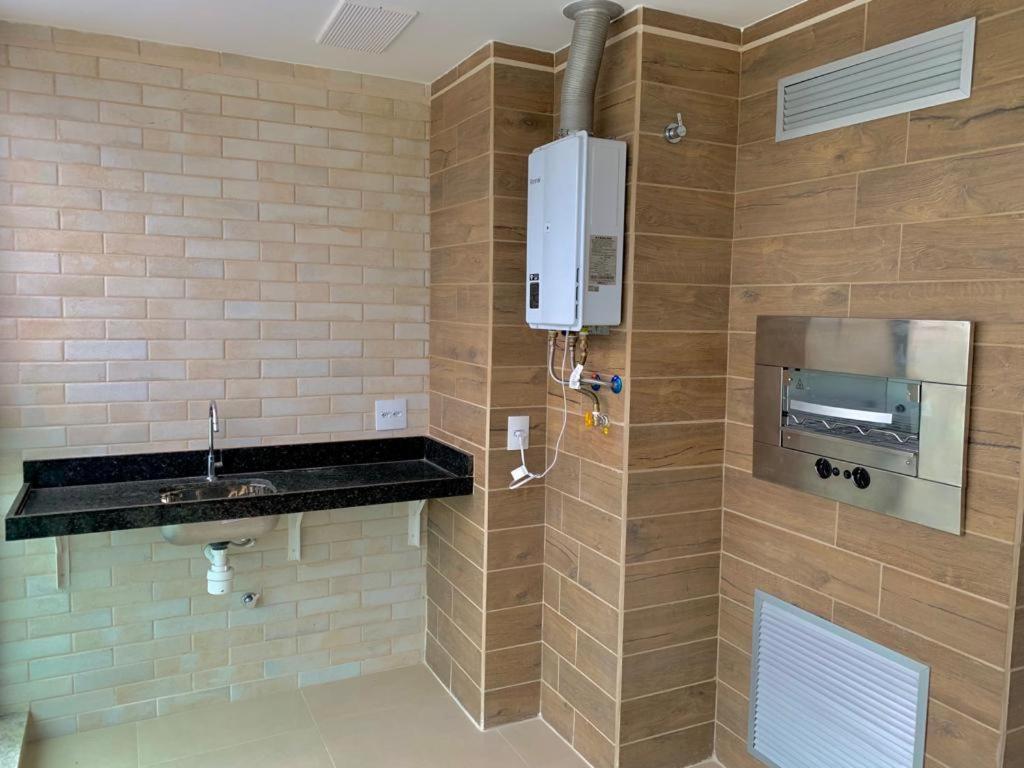 Apartamento Praia Dos Anjos 2 Vagas De Garagem E Ar-Condicionado Арраял-ду-Кабу Экстерьер фото