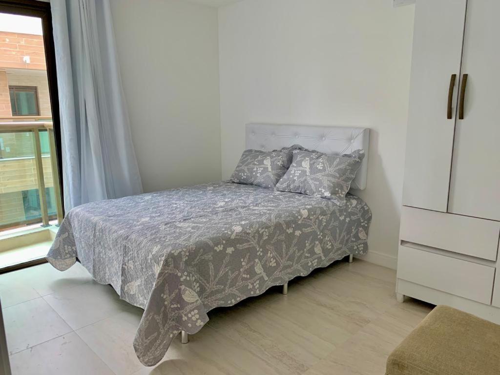 Apartamento Praia Dos Anjos 2 Vagas De Garagem E Ar-Condicionado Арраял-ду-Кабу Экстерьер фото